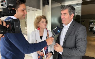 Clavijo apuesta por la mujer con exenciones en las contrataciones, educación contra la violencia de género y apoyo en la investigación